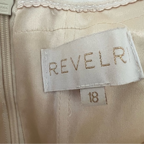 Revelry Bardot Sequin Off Shoulder Gold Gown Maxi Size 18 Bridesmaid NYE Holiday - Picture 16 of 16